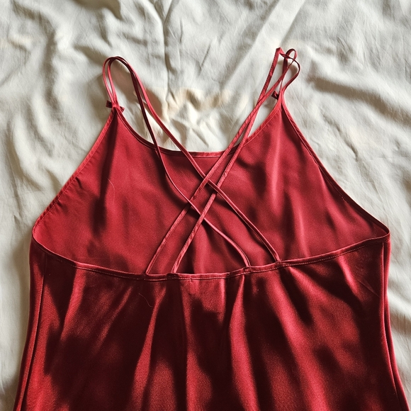 Red satin midi dress - Picture 3 of 4